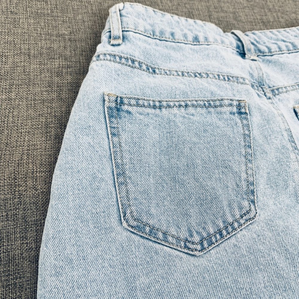 Forever 21 Acid Wash Denim Mini Skirt Small Pockets Casual Wear 100% Cotton - Picture 9 of 10